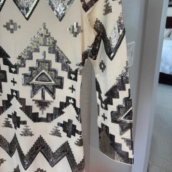 Express Sequin Dress - Geometric Tribal Print Size XS - Picture 9 of 11